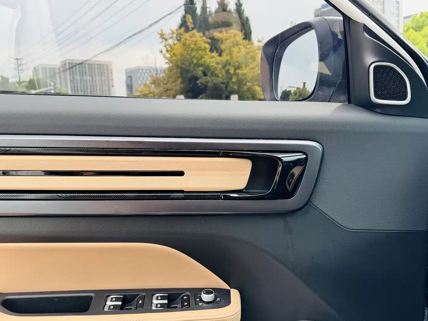 Geely ICON 2023 2023 Model 1.5TD Chocolate Deluxe Edition