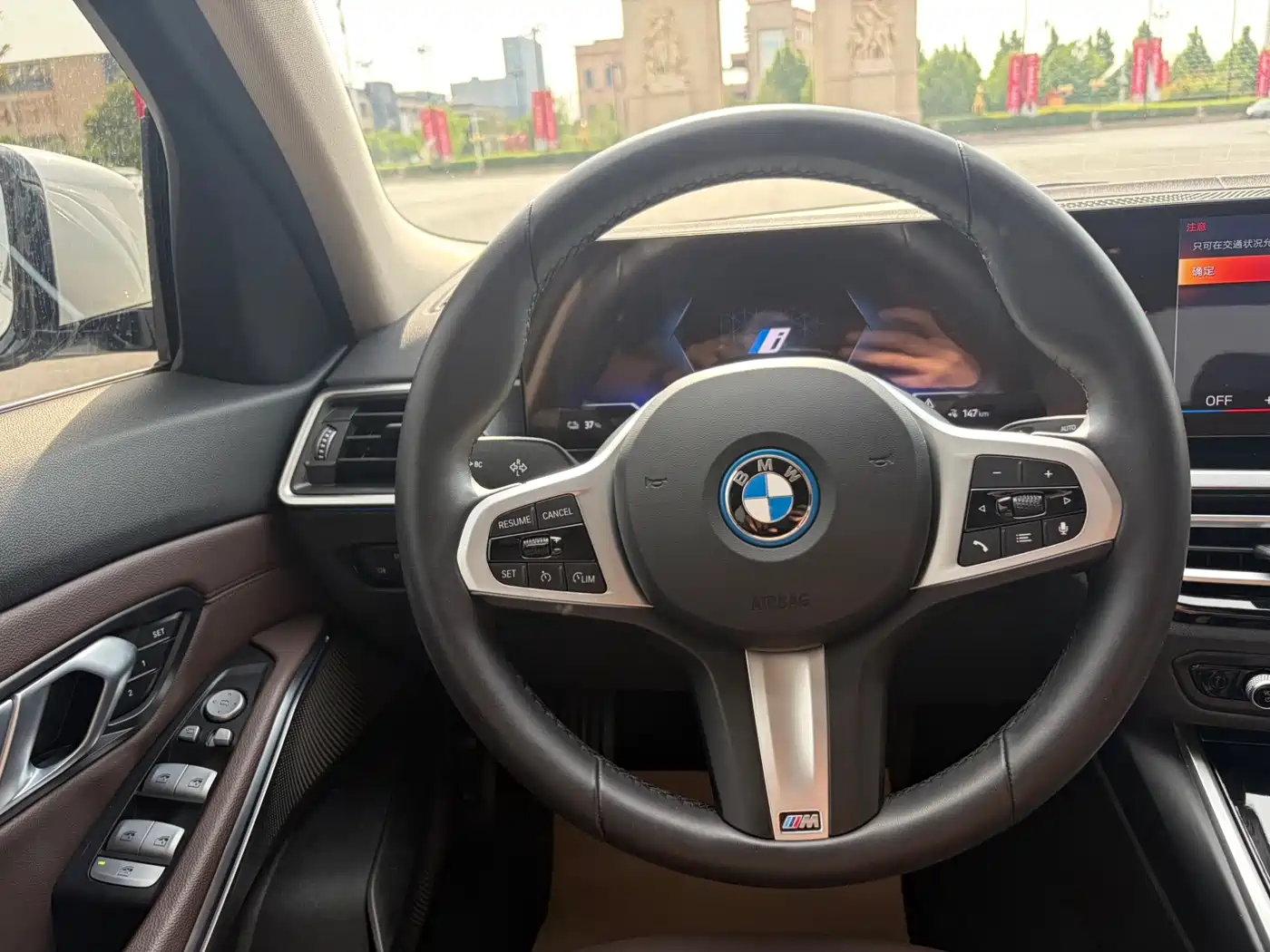 BMW i3 2024 eDrive 35 L фото 8