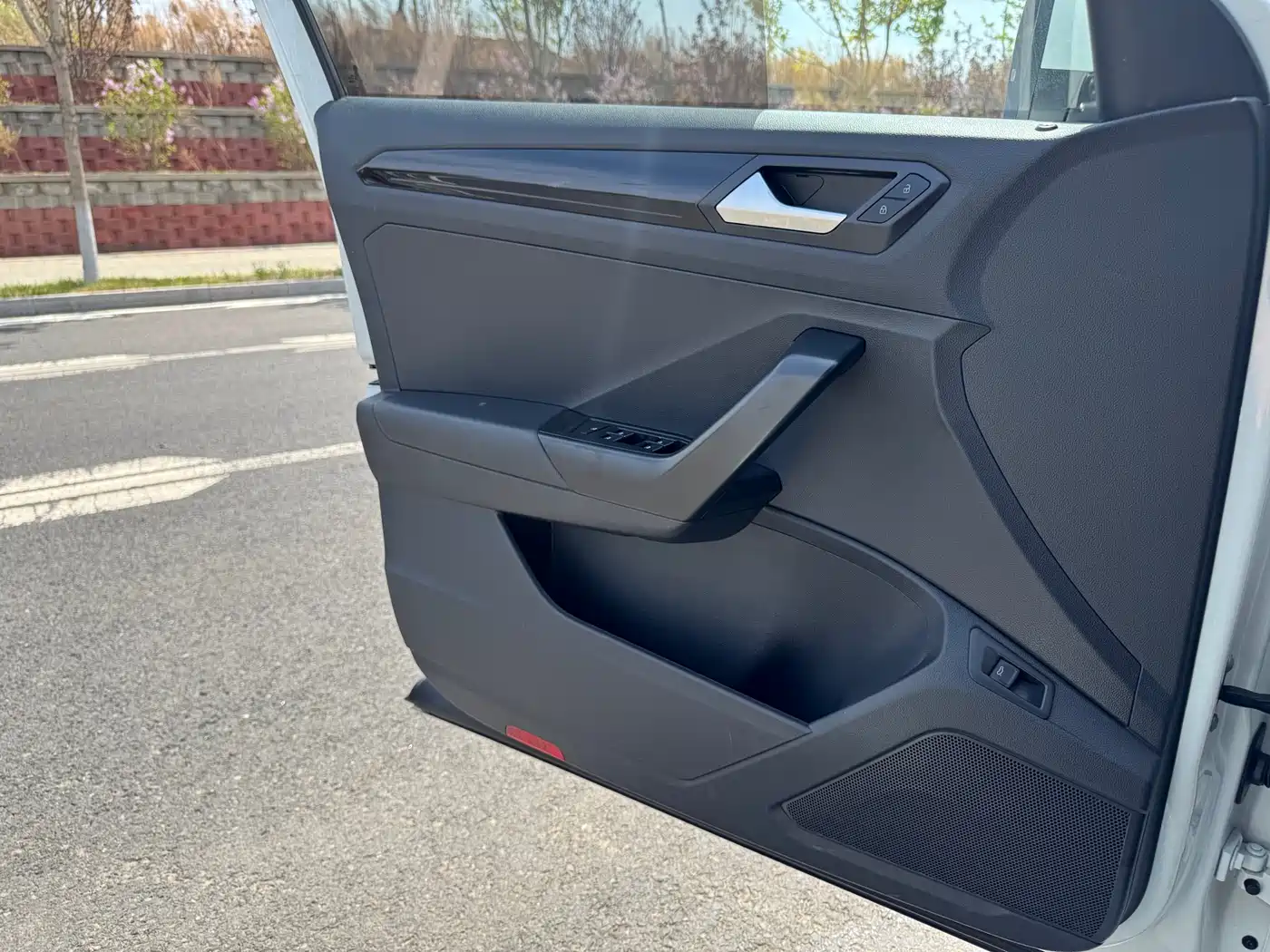 Volkswagen T-ROC 2022 280TSI DSG 2WD Comfort PLUS фото 17