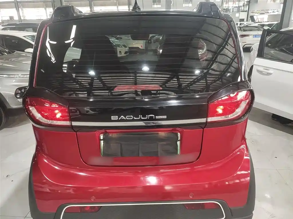 BAOJUN E100