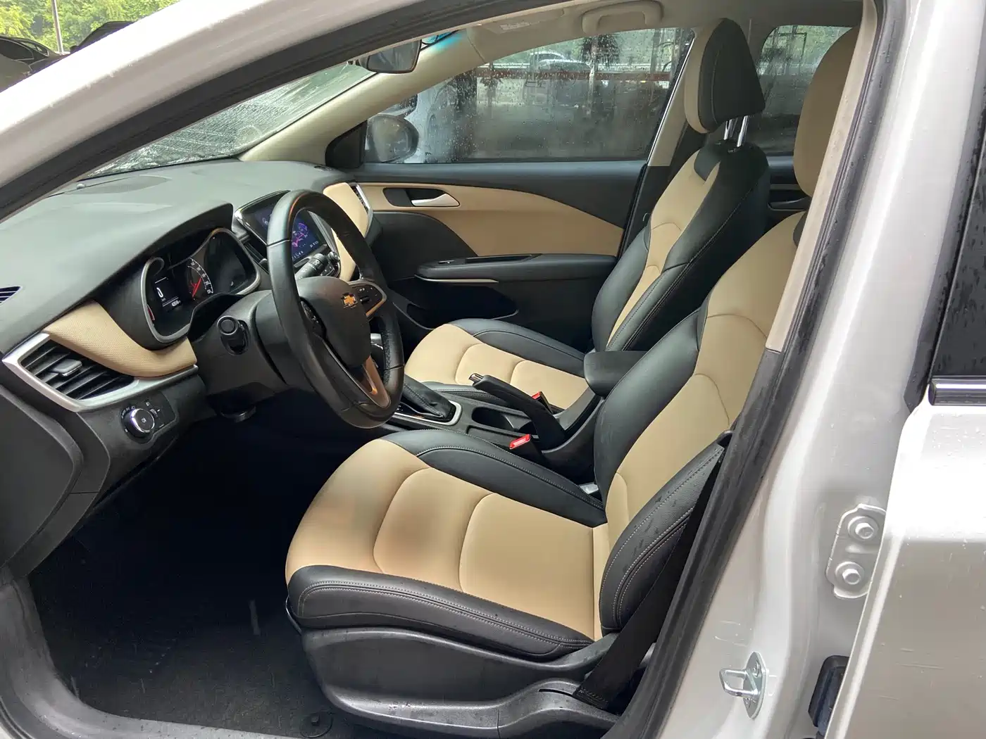 CHEVROLET CRUZE