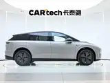 Photo 9 - Li Auto i6