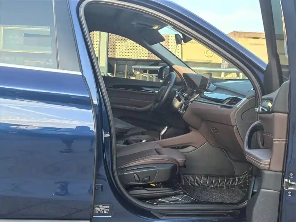 BMW X1 2020 sDrive25Li Leading Model фото 7