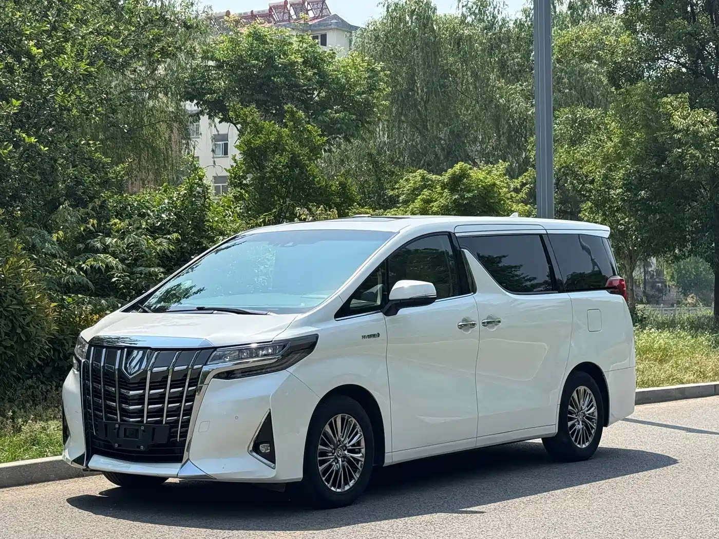 Toyota Alphard 2021 Hybrid 2.5L Premium