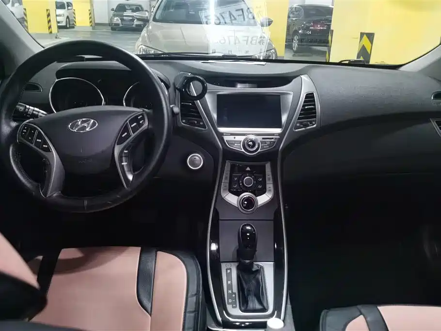 Hyundai Langdong 2015 1.6L Auto Premium фото 12
