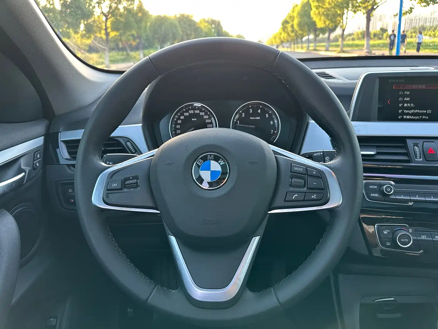 BMW X1 2018 sDrive20Li Leading Model фото 15