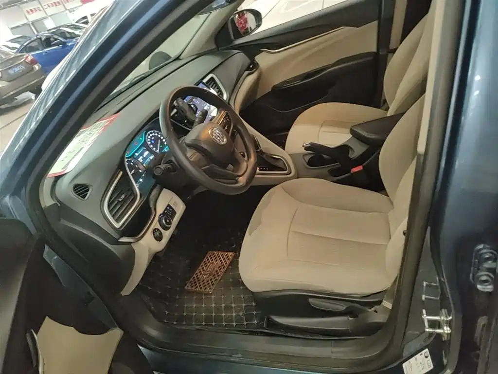 Buick Excelle 2015 15N Automatic Elite фото 15