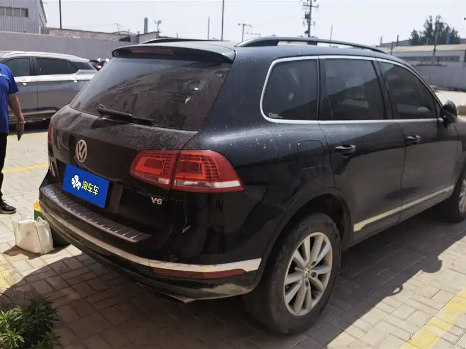Volkswagen Touareg 2017 3.0TSI Explorer Edition фото 3