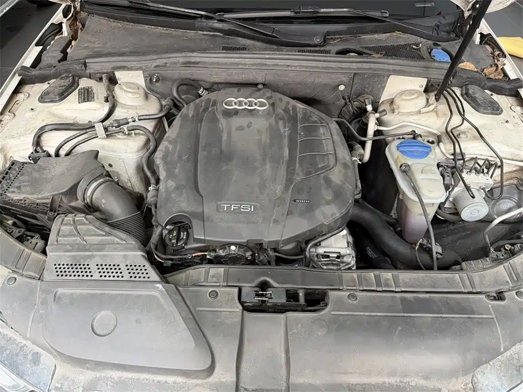 Photo 8 - Audi A4L