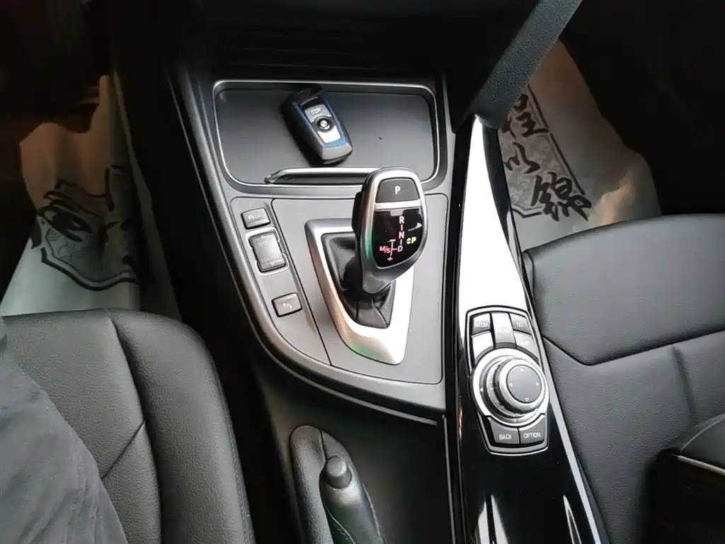 BMW 3 Series 2017 320Li M Sport фото 14