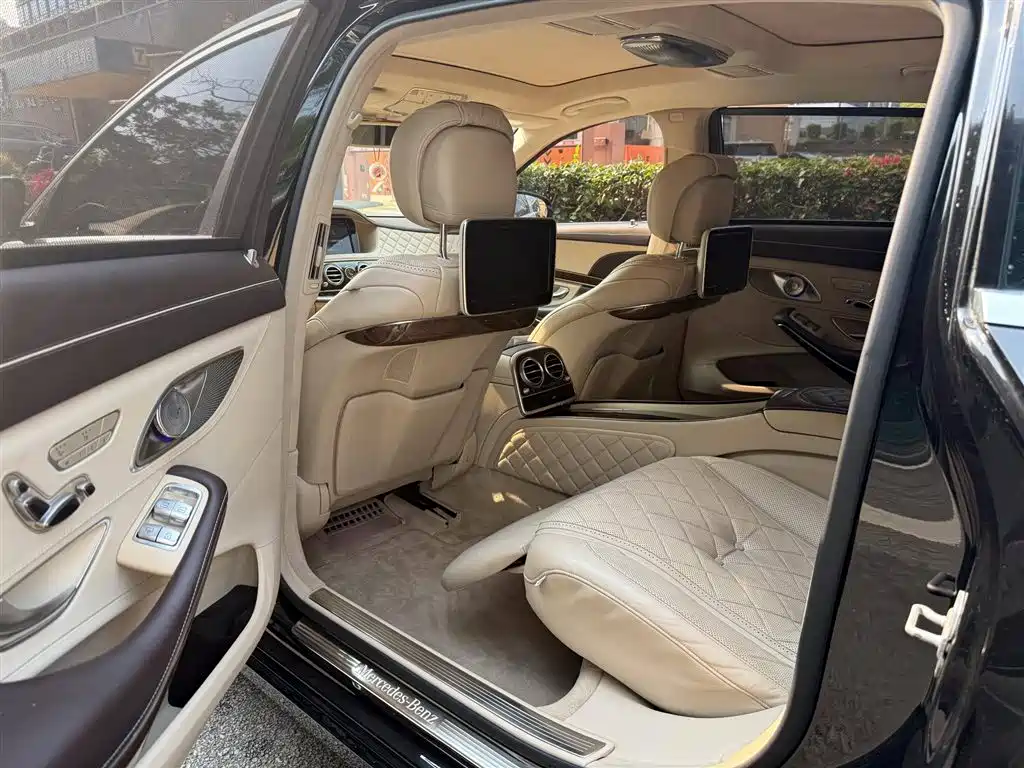 Mercedes-Benz Maybach S-Class 2015 S 600 фото 5