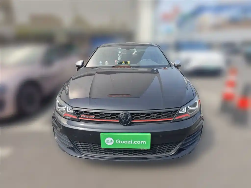 Volkswagen Lamando 2017 2.0T GTS фото 24