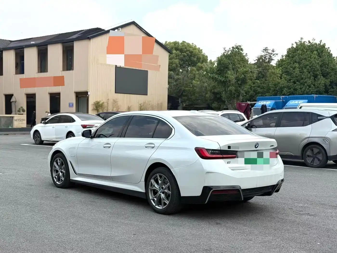 BMW i3 2022 eDrive 35 L фото 5