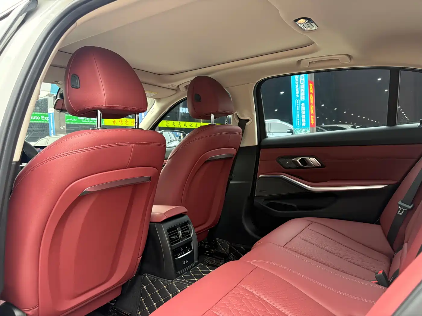 BMW 3 Series 2025 330Li M Sport Night Edition фото 15