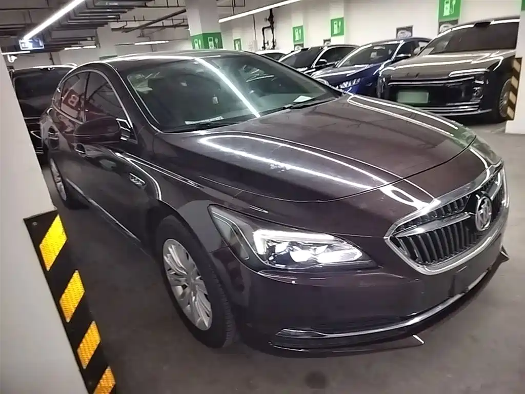 Buick LaCrosse 2018 Model 20T Elite Edition фото 4