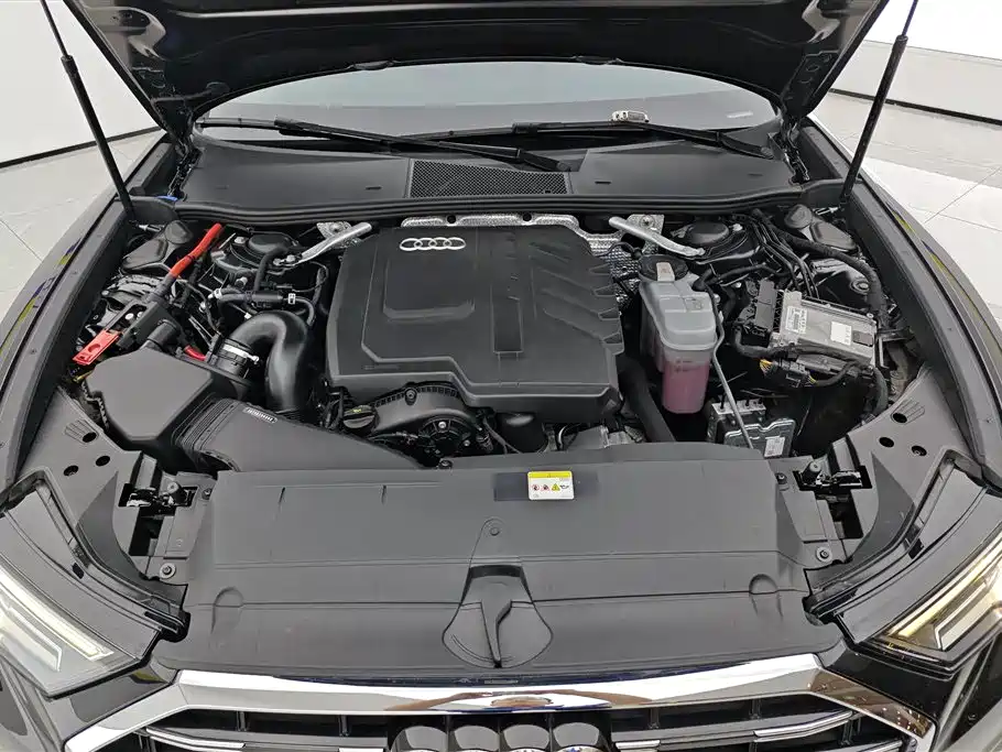 Audi A6L 2023 Facelift 40 TFSI Luxury Dynamic фото 10