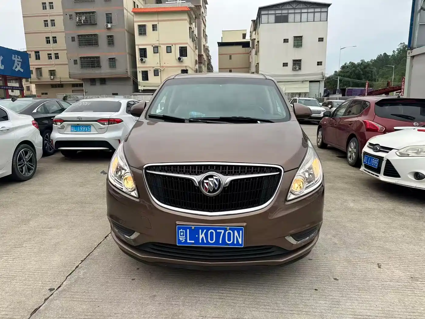 Buick GL8 2018 28T Luxury Model China VI