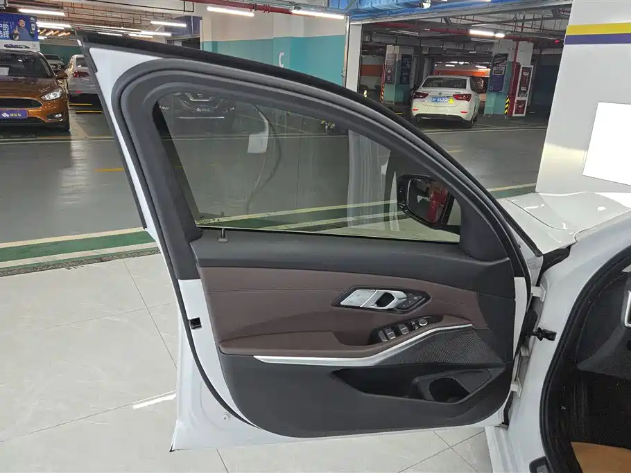 BMW 3 Series 2021 Facelift 320Li M Sport Package фото 7