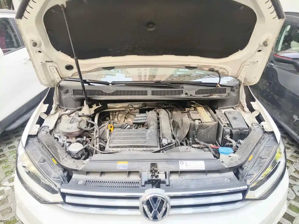 Volkswagen Touran 2019 2018 Touran L 280TSI DSG Cross Edition 7-seater China VI