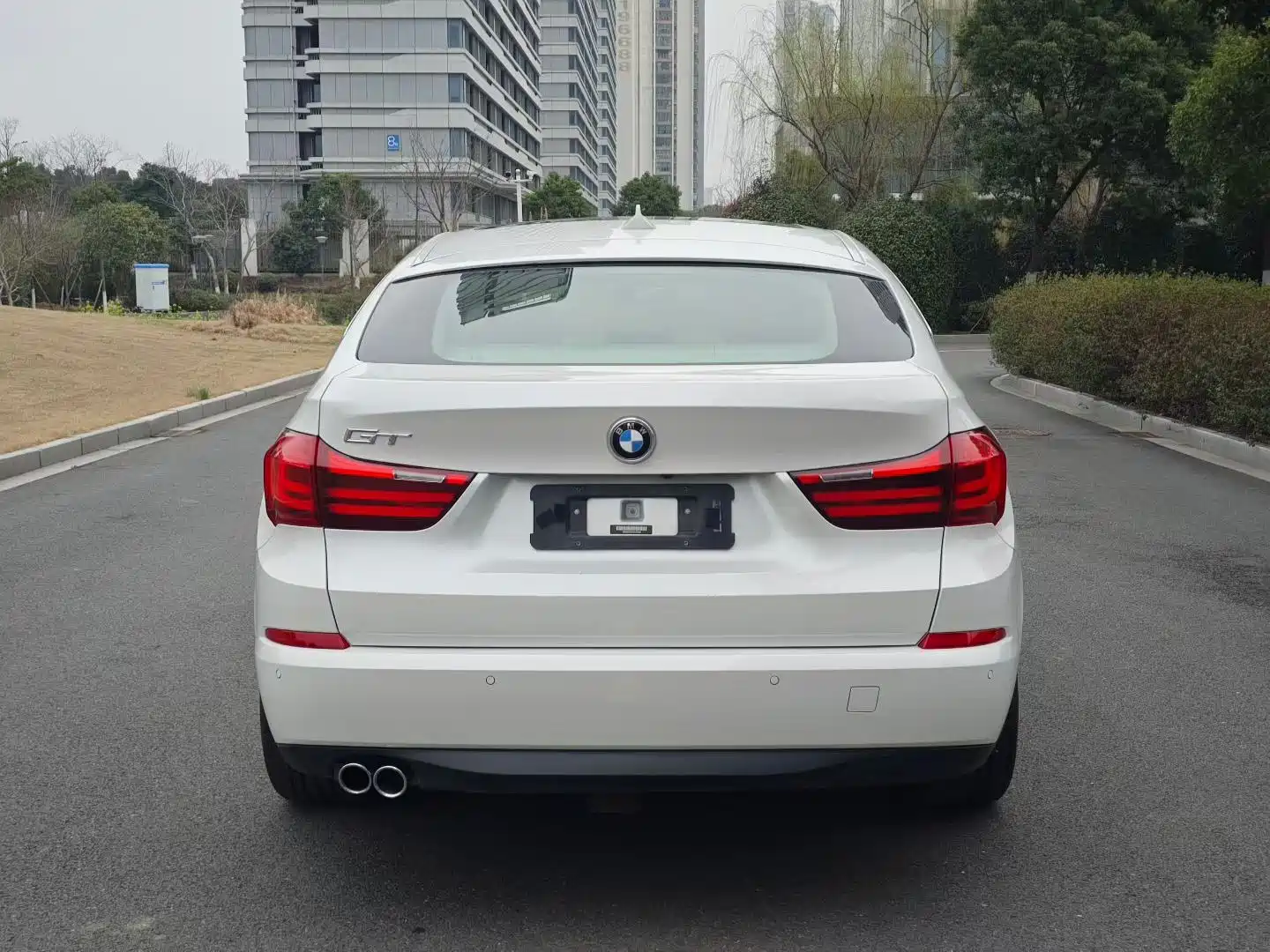 صورة 6 - BMW 5 Series GT