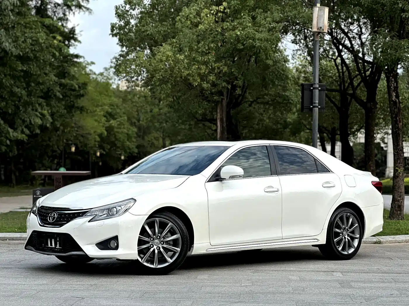Toyota Reiz 2013 2.5V Premium Edition