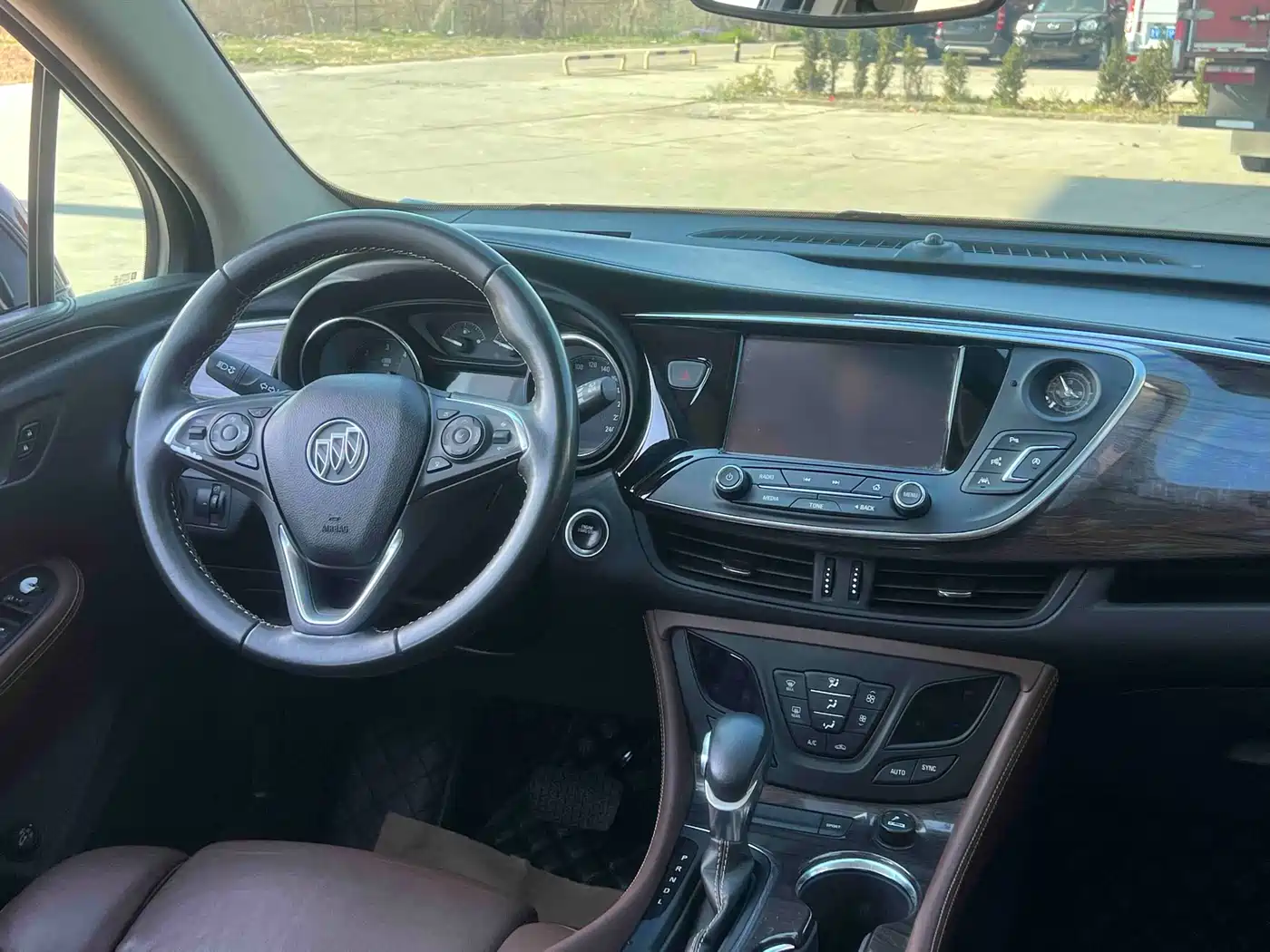 Buick Envision Plus 2017 28T AWD Luxury фото 9