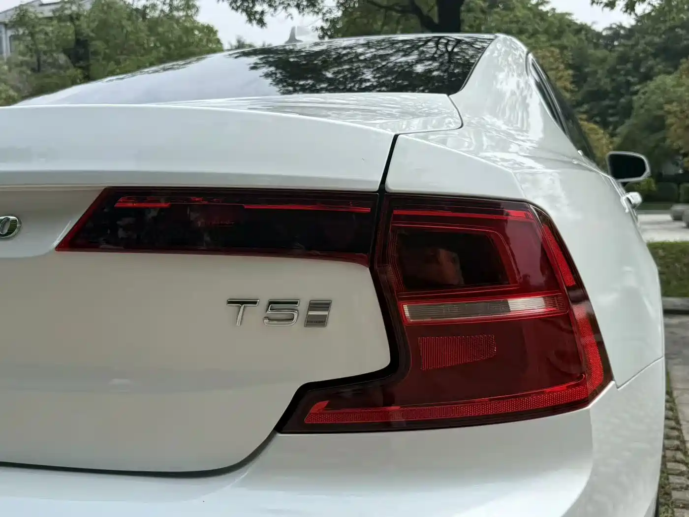 Фото 15 - Volvo S90