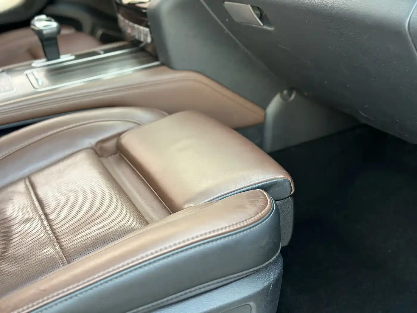 Haval H9 2017 2.0T Gasoline 4WD Premium 7-Seater фото 14