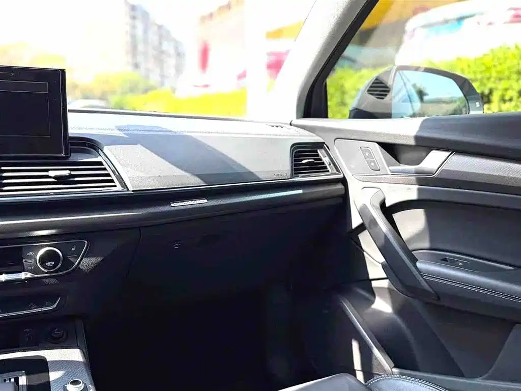 Audi Q5L 2022 40T RS Kit Racing Speed Edition фото 9
