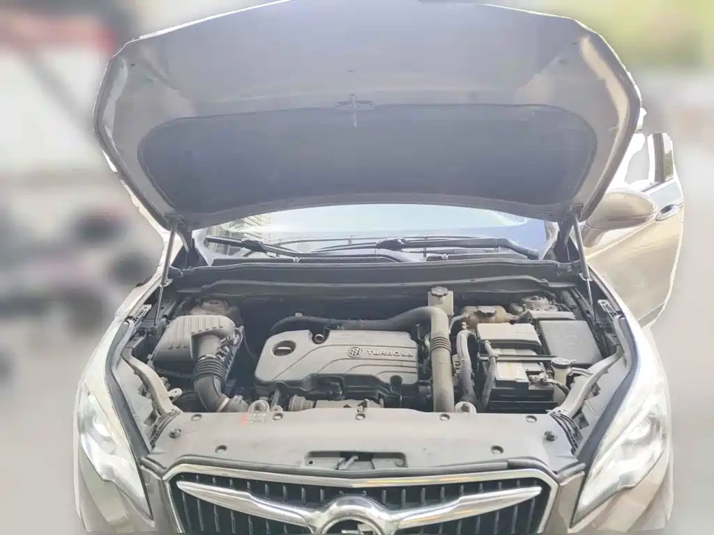 Фото 3 - Buick Envision Plus