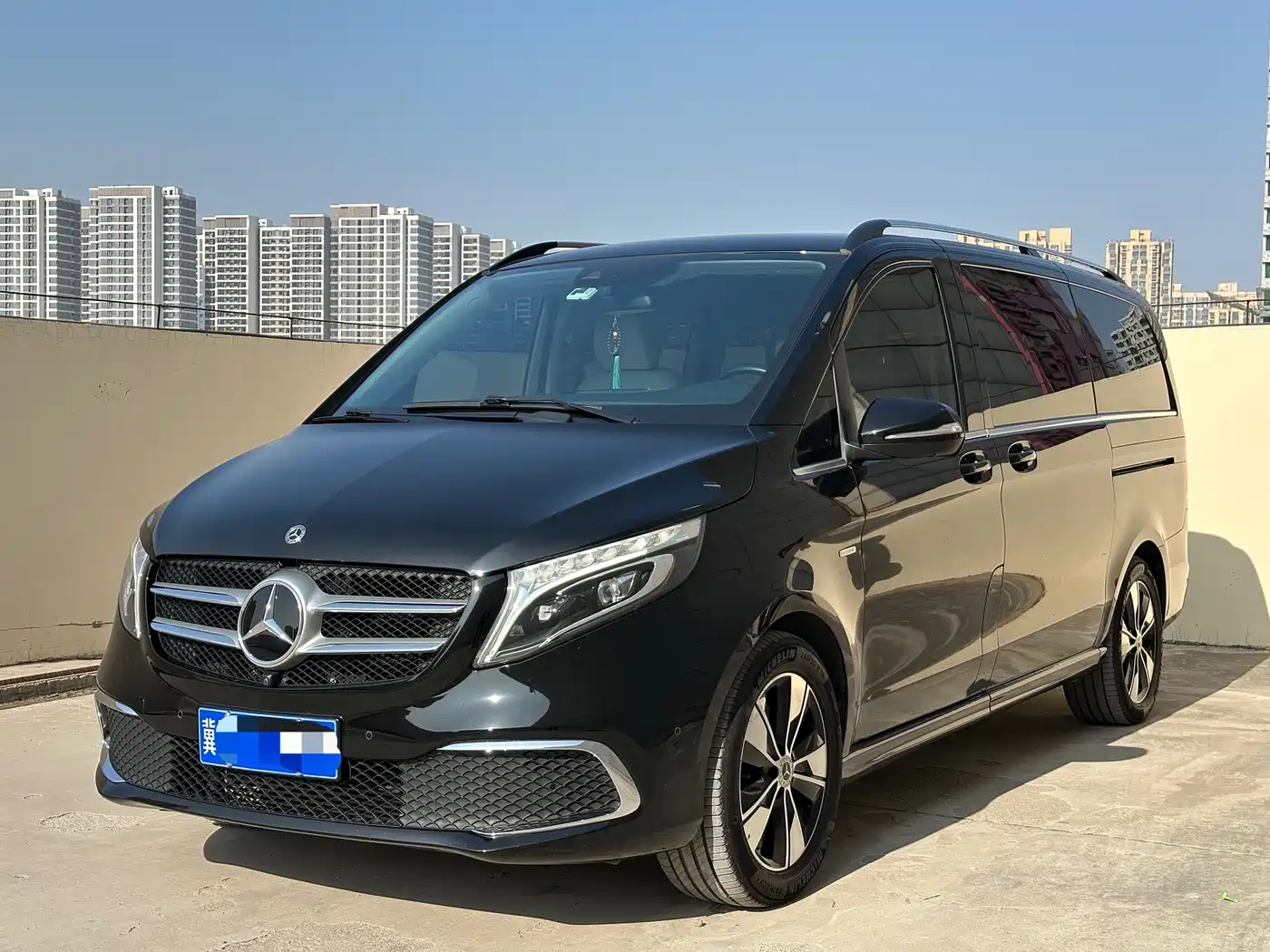 MERCEDES-BENZ V-CLASS