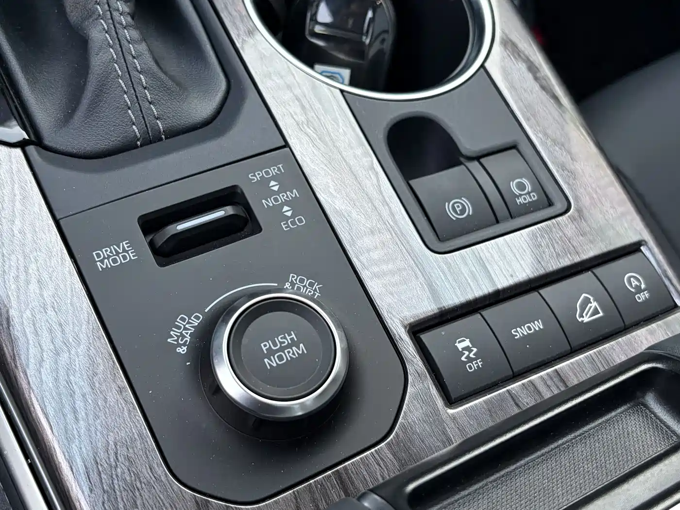 Toyota Crown Kluger 2024 2.0T AWD Jinyao Edition фото 19