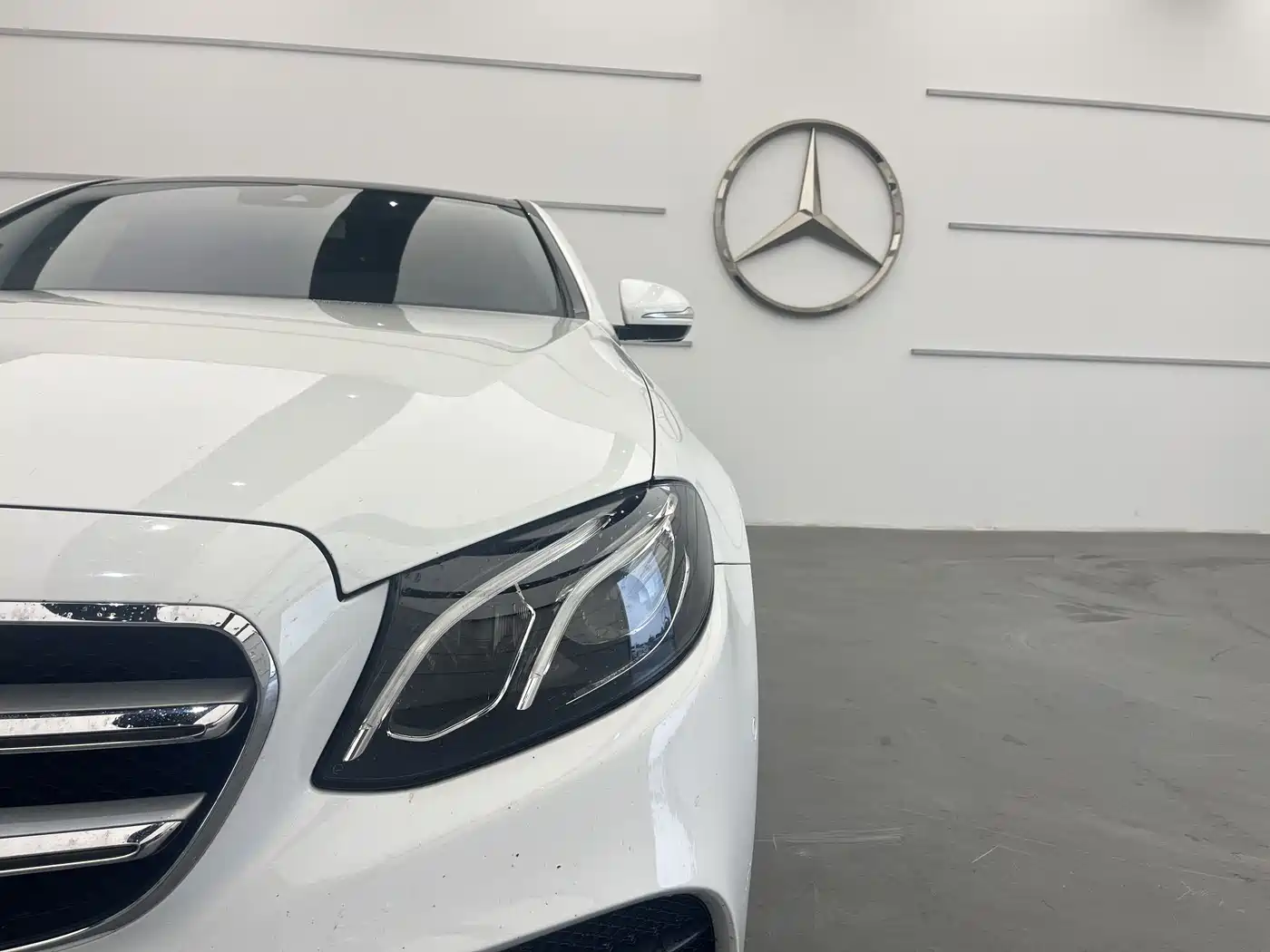Mercedes-Benz E-Class 2016 E 300 L Sport Fashion Type фото 10