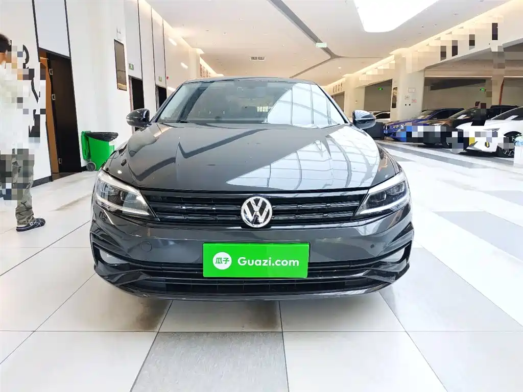 Volkswagen Lamando 2021 280TSI DSG Comfort Edition фото 3