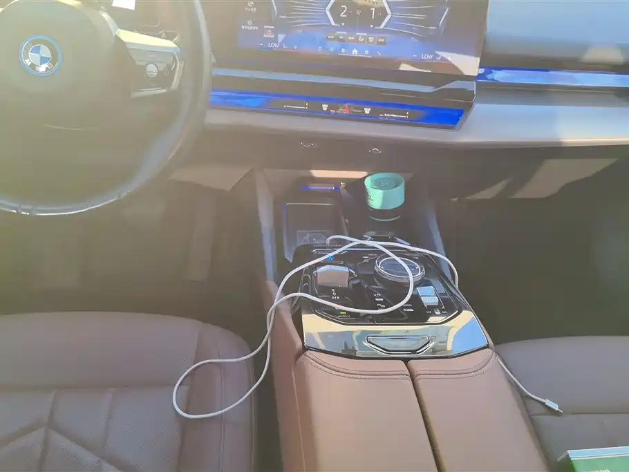 BMW i5 2024 eDrive 35L M Sport Package фото 16