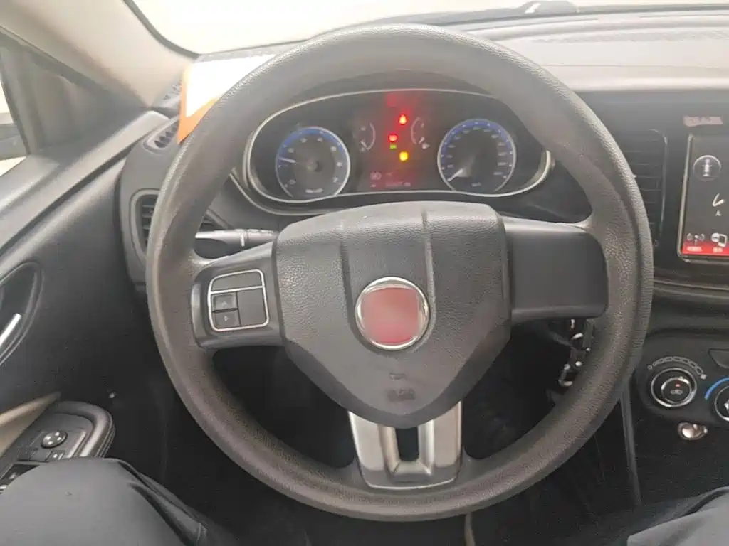 Fiat Viaggio 2015 2015 1.4T Manual Delight Edition