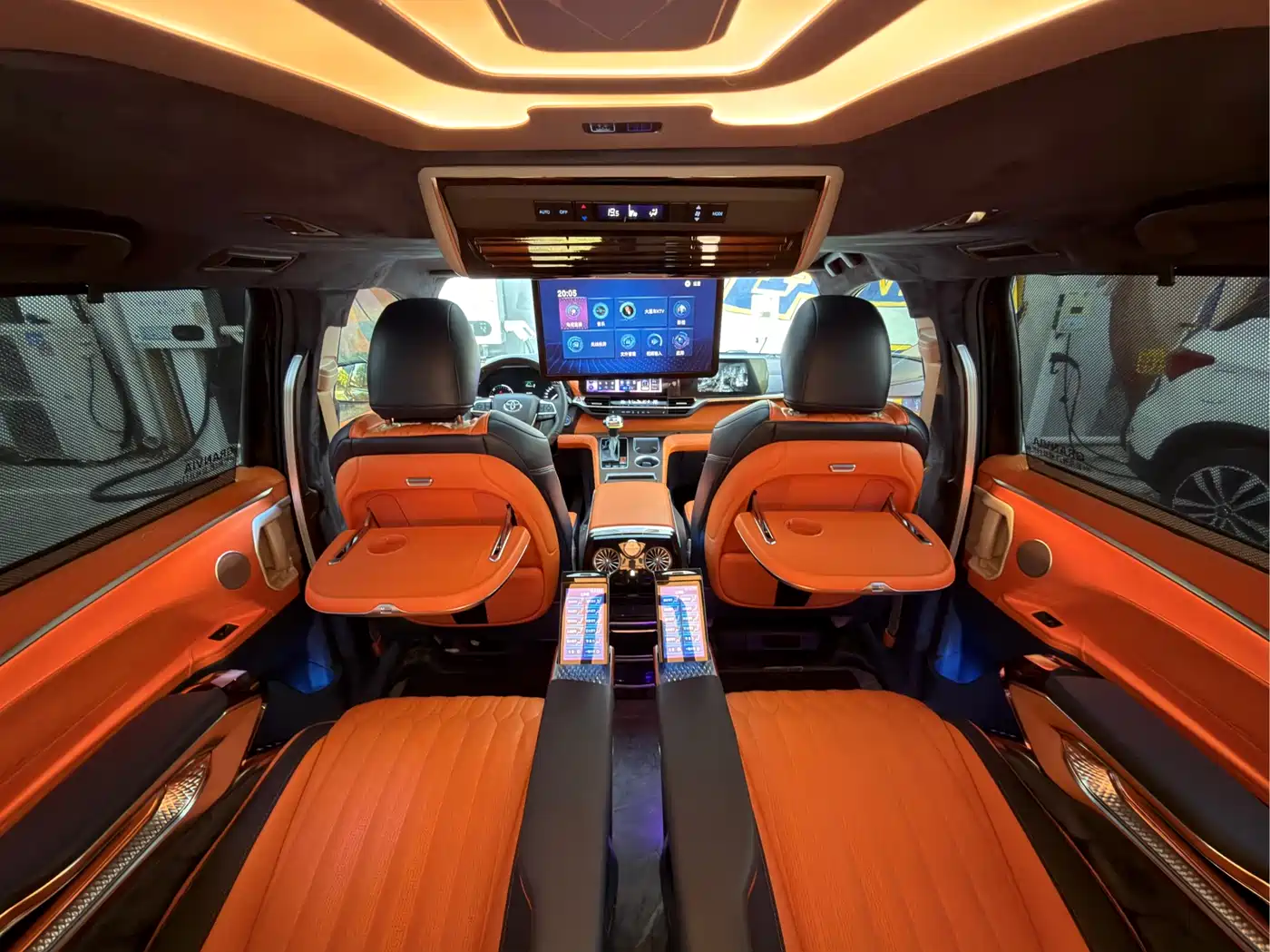 Toyota Sienna 2021 2.5L Hybrid Luxury Edition фото 13