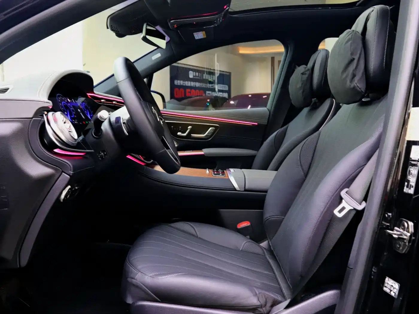 Mercedes-Benz EQS SUV 2023 450 4MATIC Luxury Edition фото 4