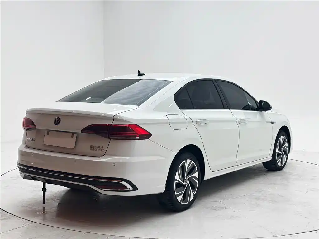 Volkswagen Bora 2023 280TSI DSG Prestige Edition фото 6