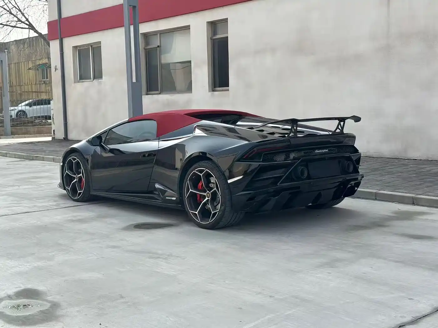 Lamborghini Huracán 2020 Huracán EVO RWD Spyder фото 6