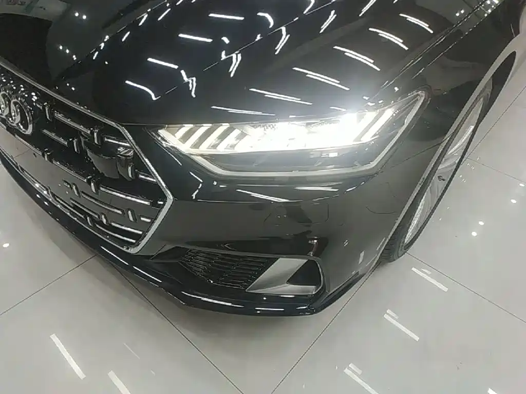 Audi A7L 2026 2025 Model Year 45 TFSI quattro Premium