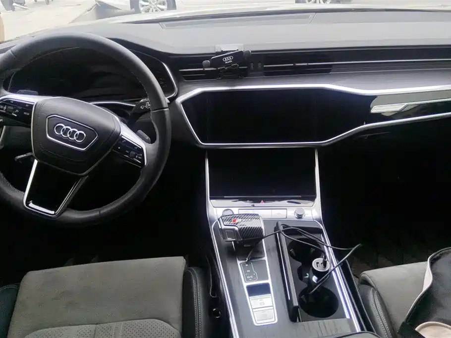 Audi A6L 2024 45 TFSI quattro Premium Dynamic фото 12