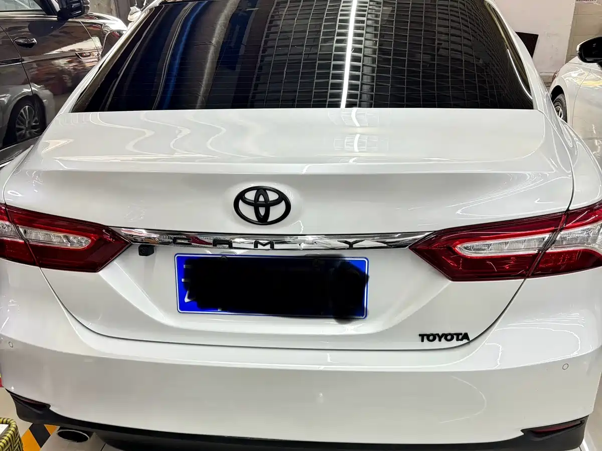 Toyota Camry 2021 2.5G Luxury Edition фото 9