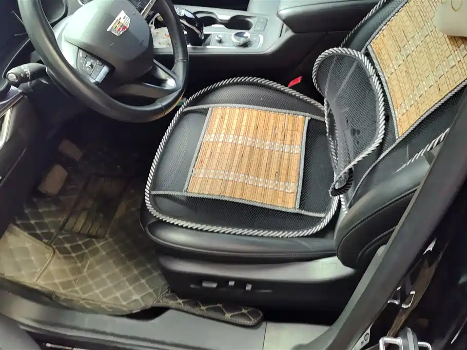 Cadillac XT4 2021 28T FWD Technology Edition фото 9