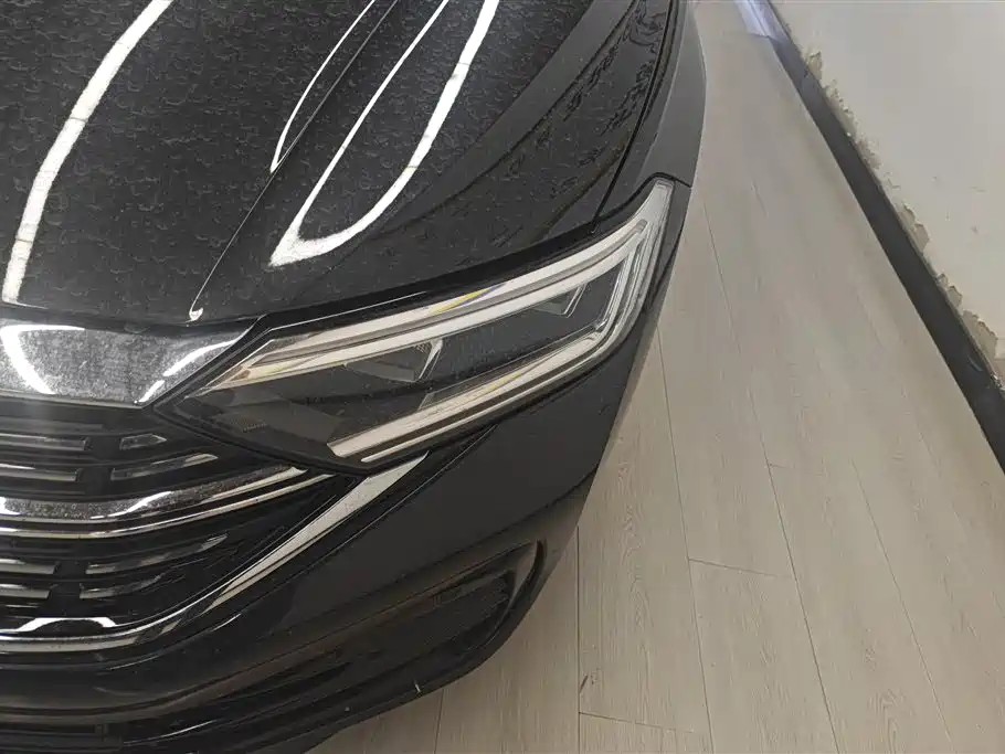 Volkswagen Sagitar 2025 300TSI DSG Surpass Edition фото 5