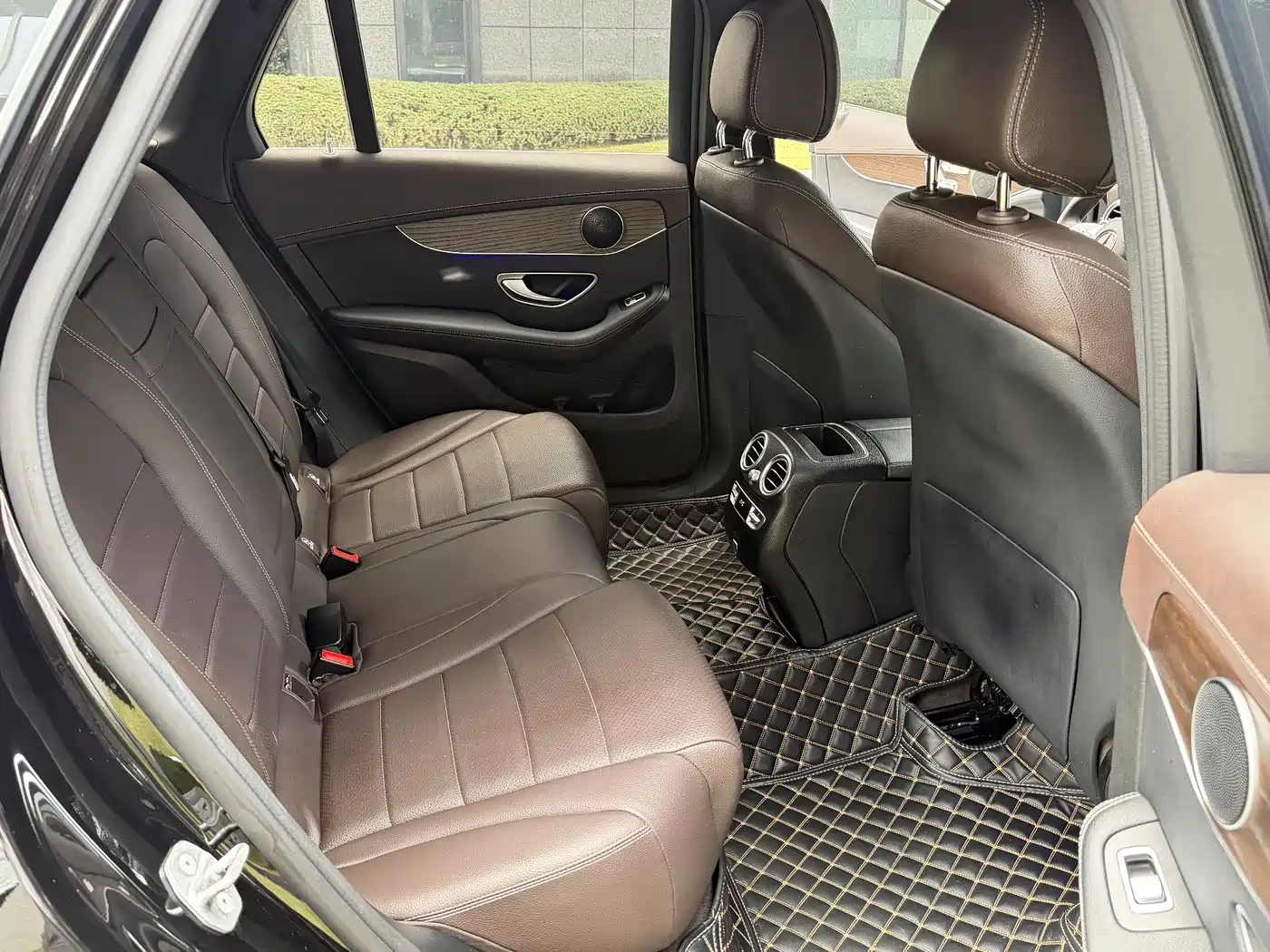Mercedes-Benz GLC 2022 Facelift GLC 300 L 4MATIC Dynamic Collector's Edition фото 22