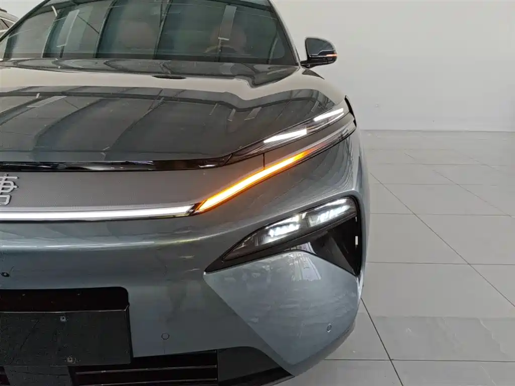 BYD Tang L 2025 DM 175KM Drone Player Edition фото 15