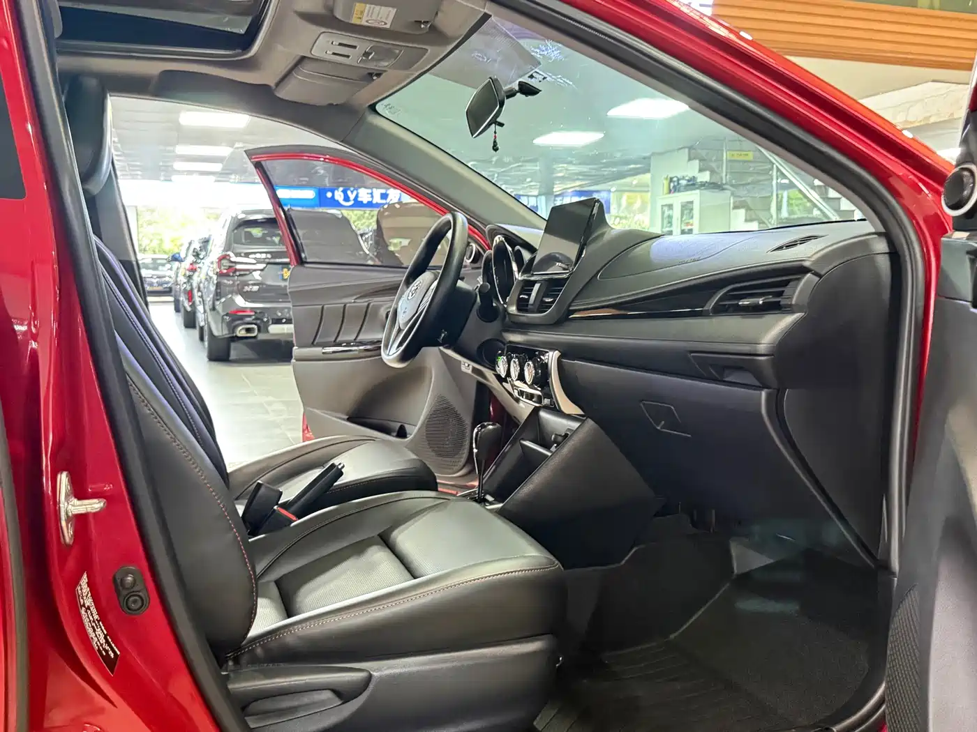 Toyota YARiS L Zhi Xuan 2020 1.5L CVT Premium Edition фото 9