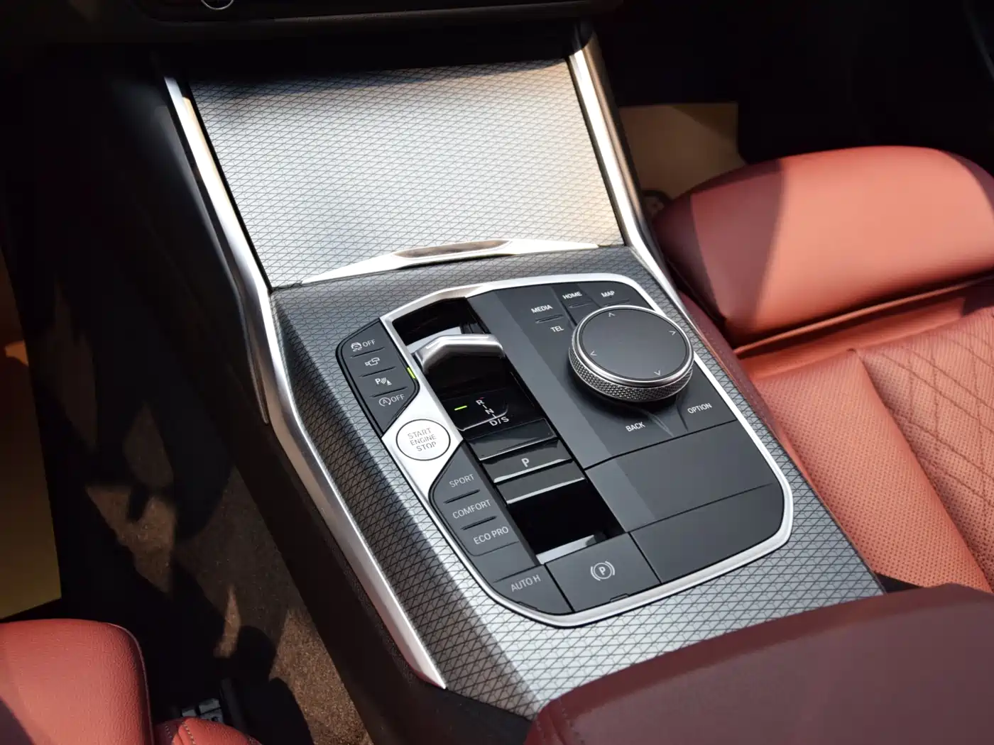 BMW 3 Series 2023 325i M Sport Black Night Package фото 19