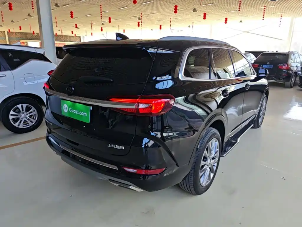Buick Enclave 2023 2022 652T 2WD Premium 7-Seater